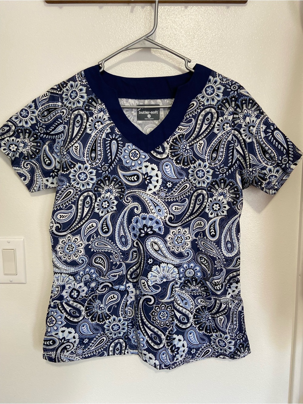 Butter-Soft Navy Paisley V-Neck Short Sleeve Top
